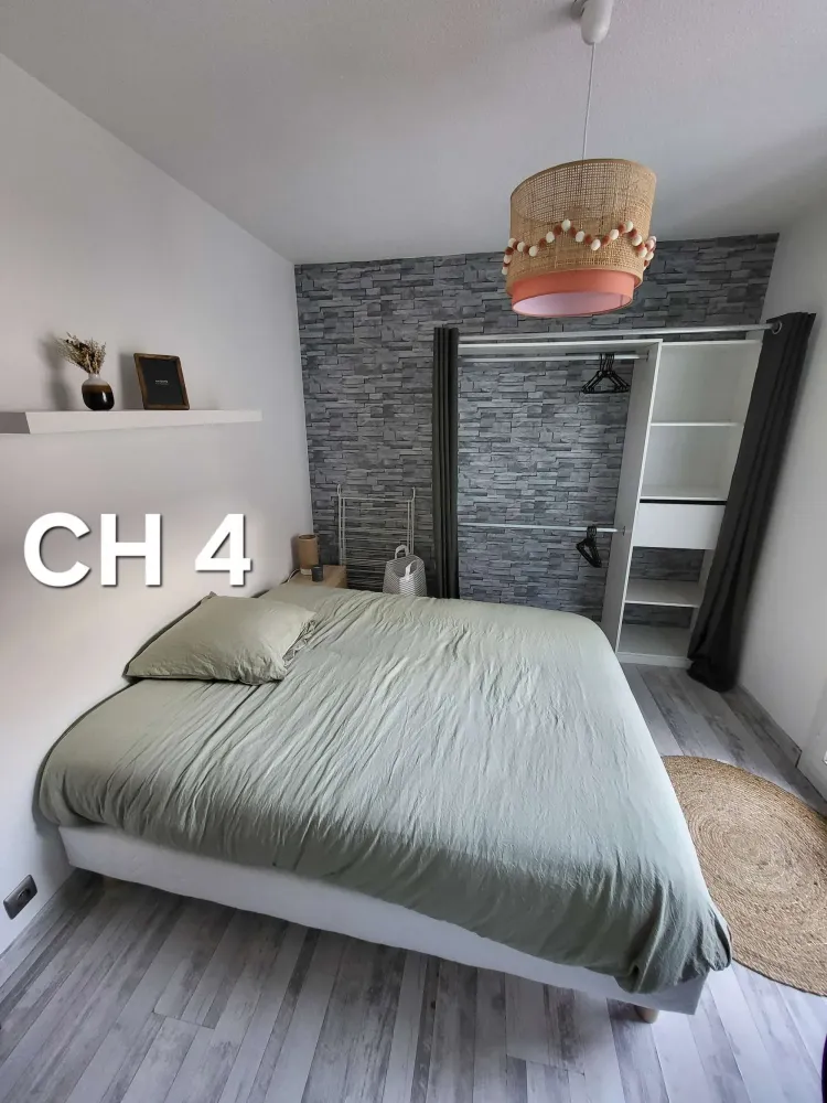 chambre-meublee-lit-double