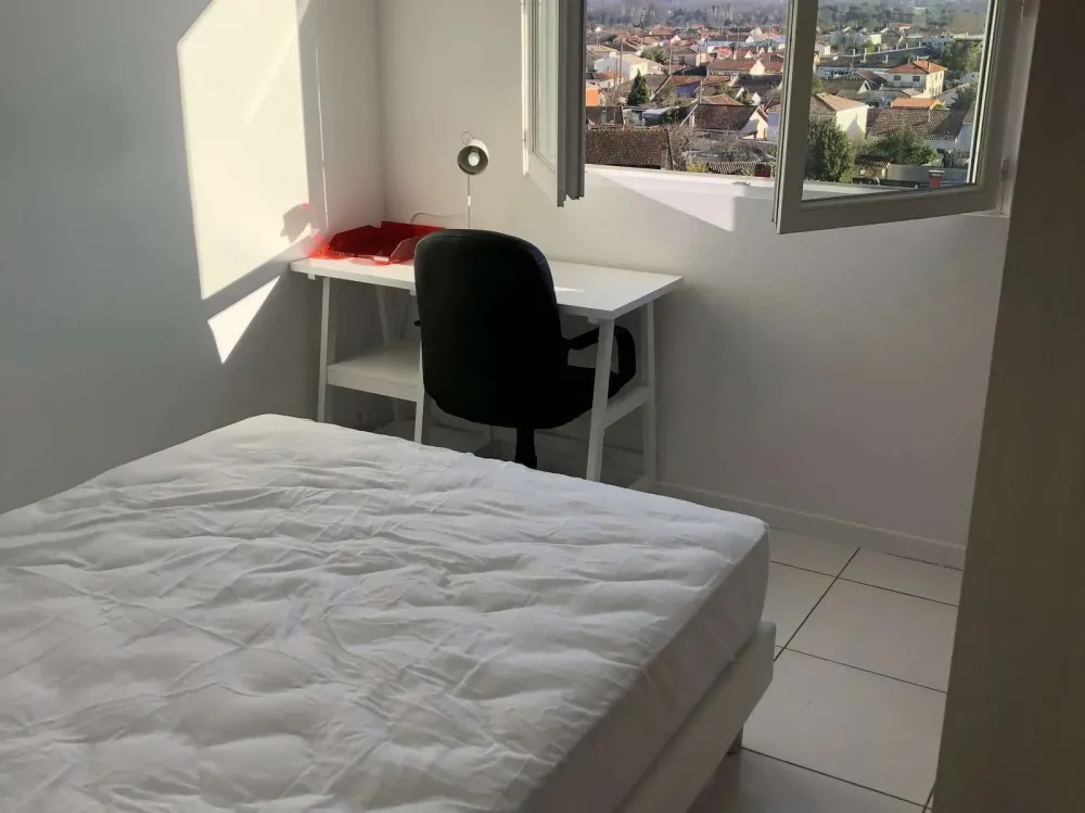bordeaux-nord-coloc-chambre-double