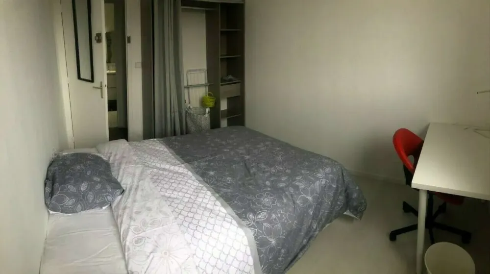 bordeaux-nord-chambre-decoration-neutre