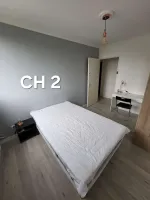 bordeaux-nord-chambre-agencee-avec-soin