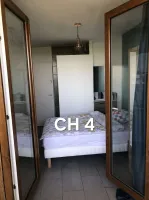 bordeaux-nord-chambre-avec-rideaux-opaques