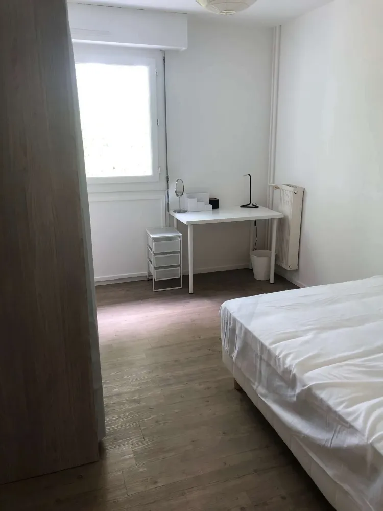 bordeaux-nord-chambre-mobilier-pratique