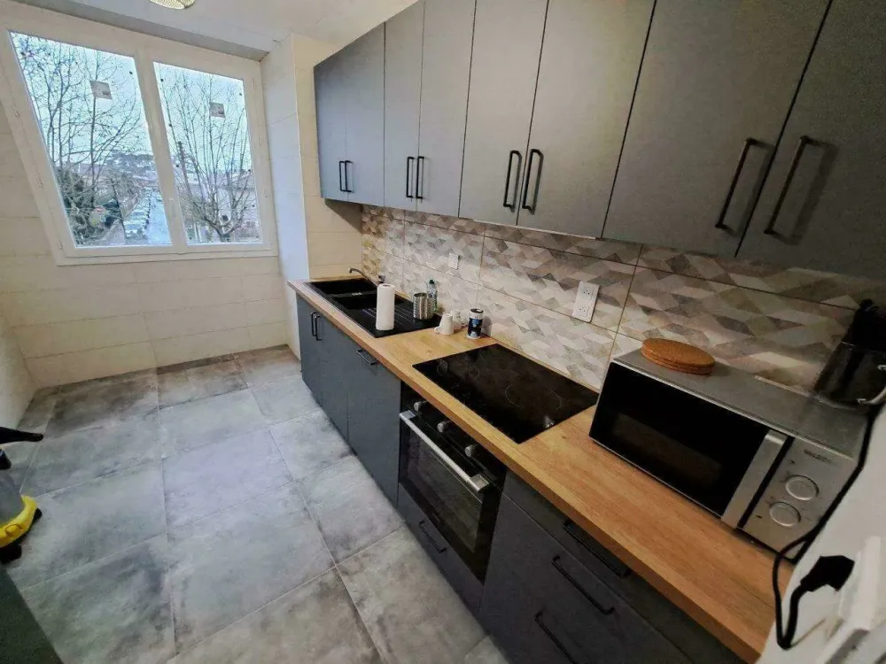 bordeaux-nord-cuisine-equipement-simple-et-complet