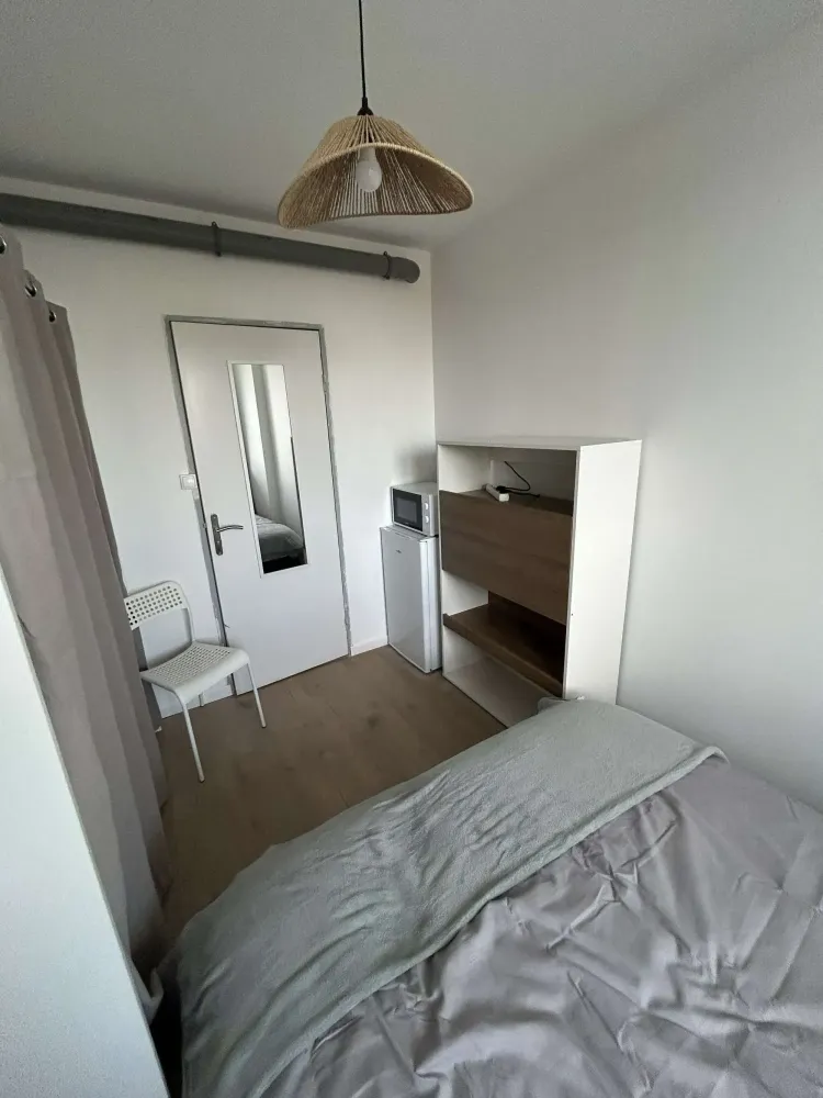 m1-chambre-partagee-lumineuse-colocation-bordeaux-nord.jpg