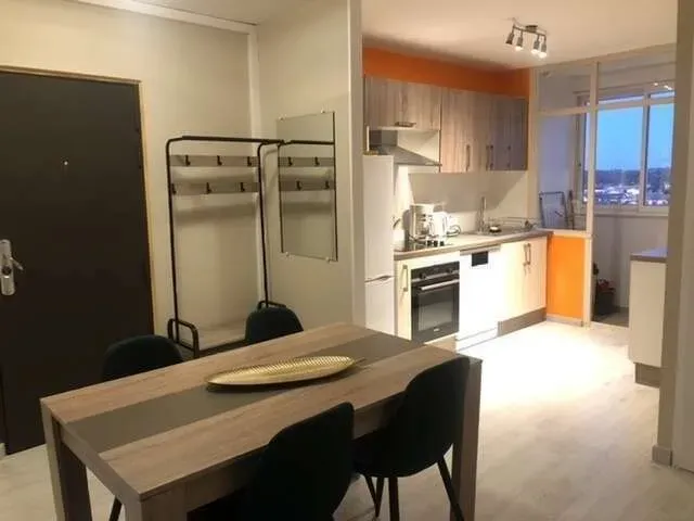 CENON - REF C3 - 4 CHAMBRES