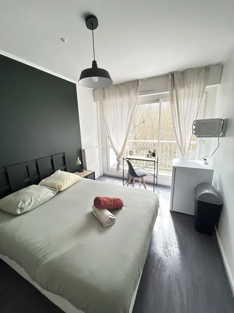 LORMONT - REF N2 - 6 CHAMBRES