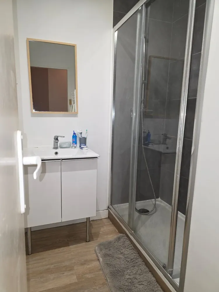 SALLE DE BAIN COMMUNE