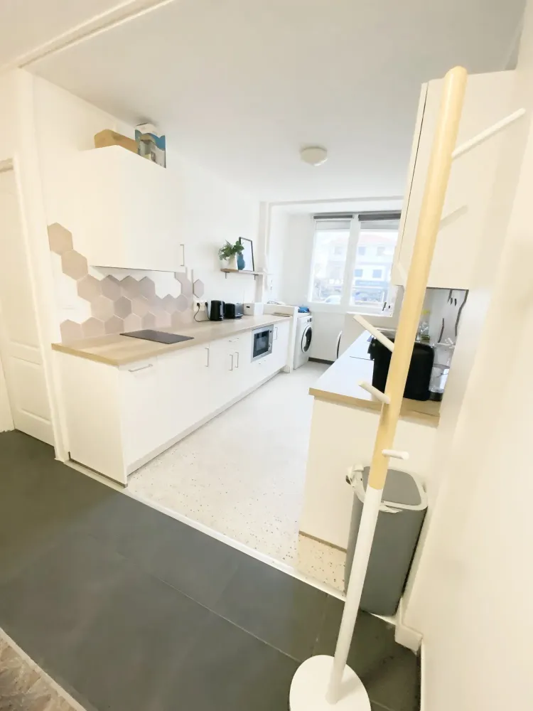 CUISINE VUE DEPUIS ENTREE