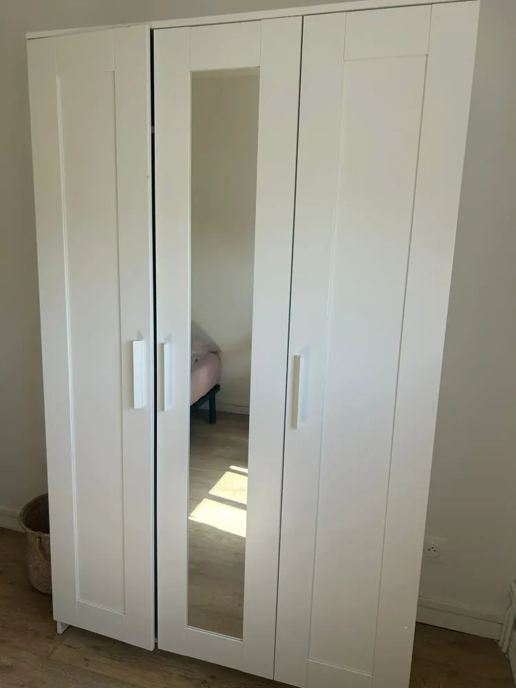 ARMOIRE(1)