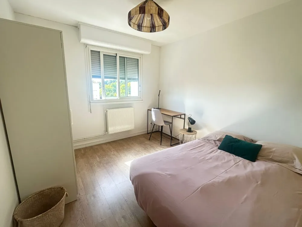 CHAMBRE 2(2)