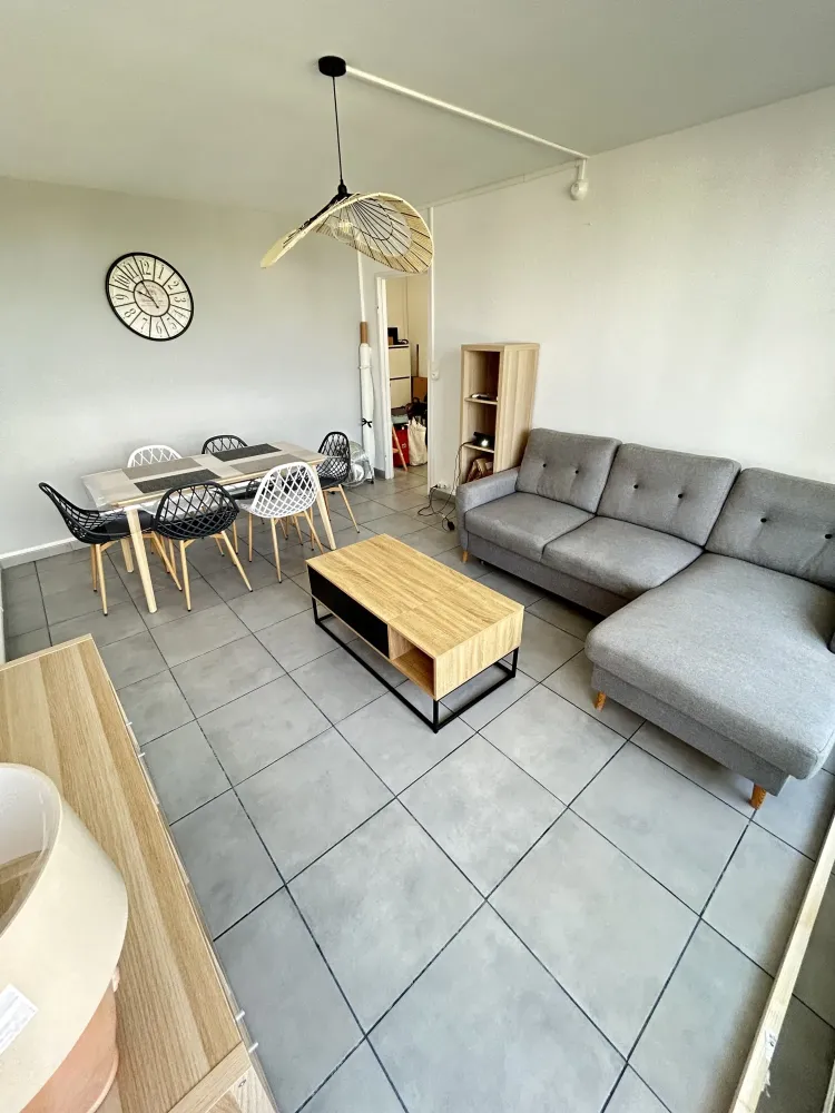 SALLE COMMUNE